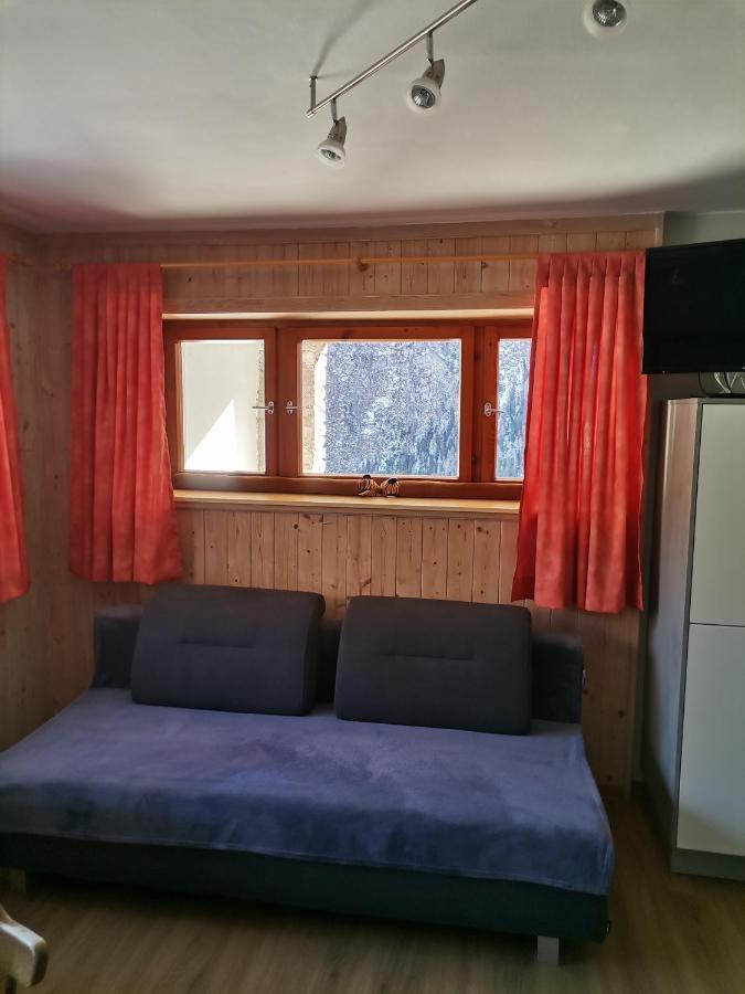 Ferienwohnung Hohe Wand ハイリゲンブルート エクステリア 写真